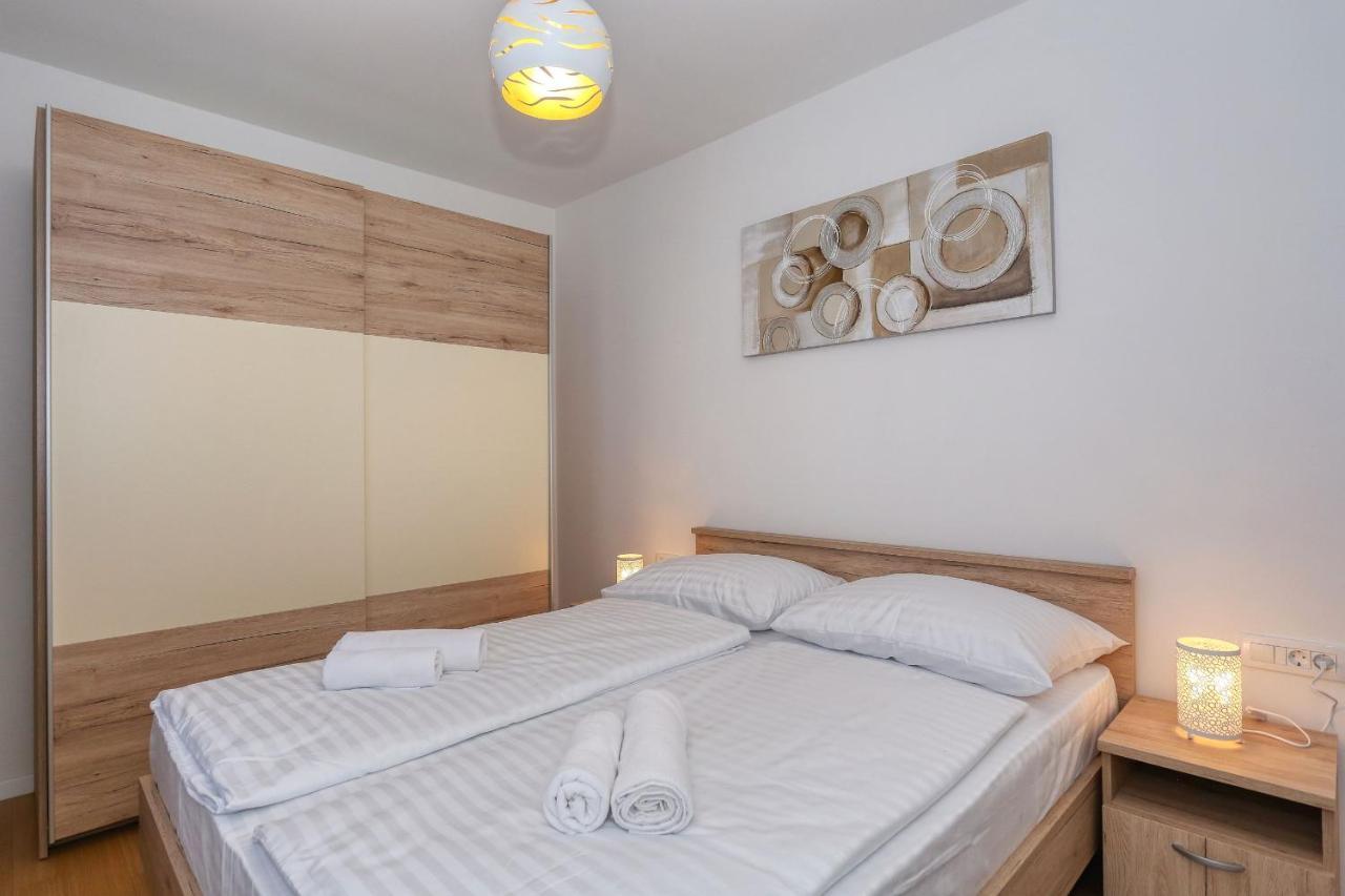 Apartments Perla With Free Parking Zadar Eksteriør bilde