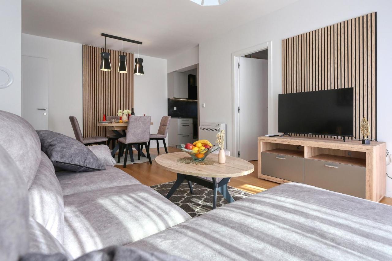 Apartments Perla With Free Parking Zadar Eksteriør bilde