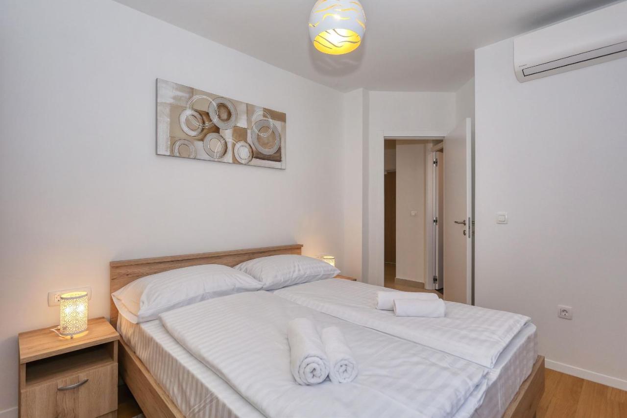 Apartments Perla With Free Parking Zadar Eksteriør bilde